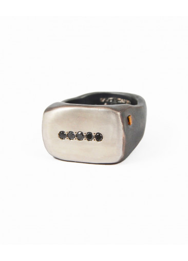Lulu ring in sterling...