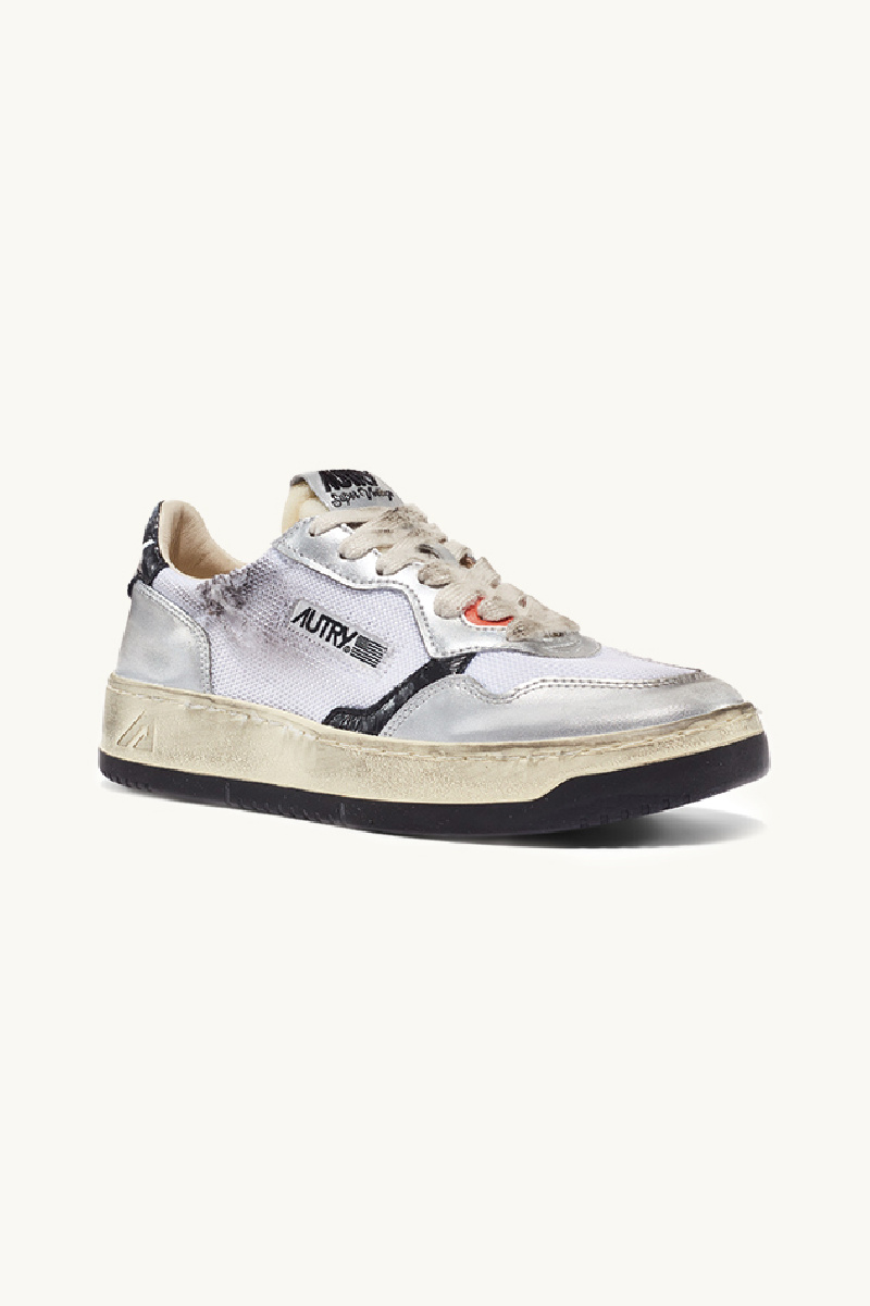 スニーカー AUTRY Woman Sneakers Silver AVLWMS13 Autry WMNS Medalist Low Super Vintage - Silver / White