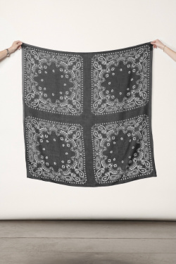 Destin - Cotton scarf - Black - allanjoseph