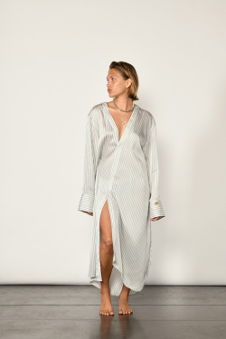 Acne Studios - Robe asymétrique rayée bleu et blanche - allanjoseph