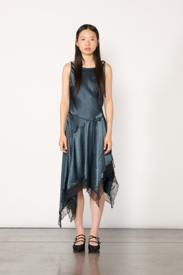 Robe satin en dentelle - Bleu