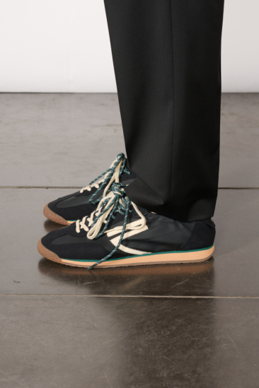 Panther Sneakers - Black