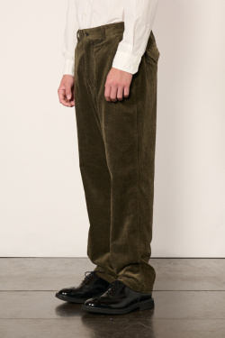 Sage de Cret - Pantalon en velours côtelé - Olive - allanjoseph
