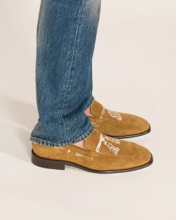 Acne Studios - Mocassins en daim imprimé - Camel - allanjoseph