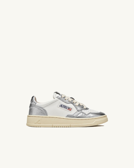 Autry - Medalist Low - White/Silver - Women - allanjoseph