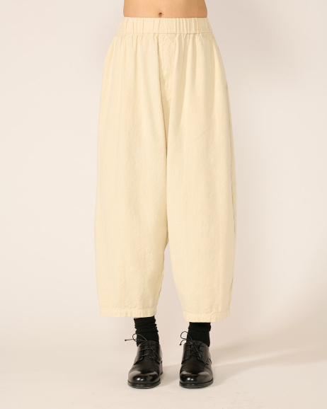 Pas de Calais - Relaxed Pants - Ecru - allanjoseph