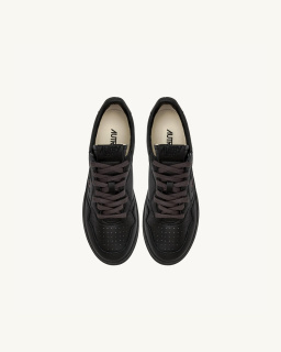 Autry - Medalist Low Solid Goat - Black - Men - allanjoseph