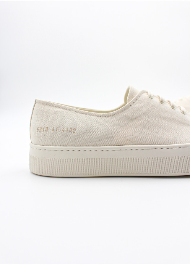 Cream canvas sneakers deals